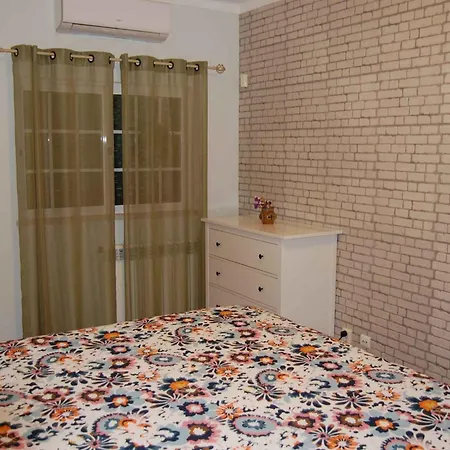 In - Algarve 51807 Santa Bárbara de Nexe