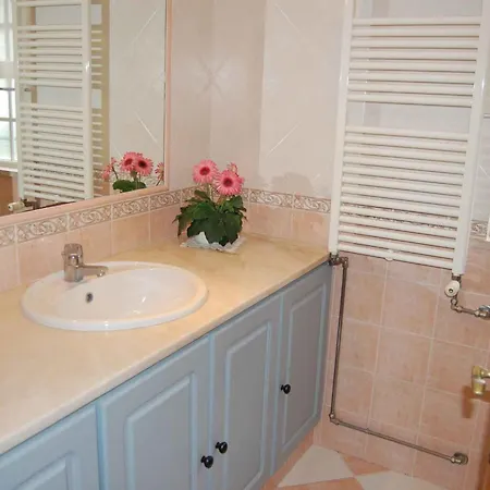 In - Algarve 51807 * Santa Bárbara de Nexe