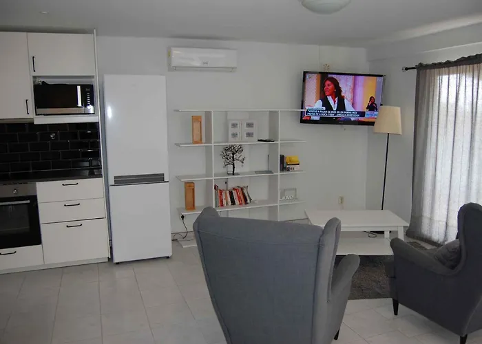In - Algarve 51807 Вилла Санта-Барбара-де-Некс