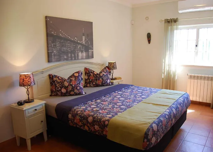 In - Algarve 51807 Вилла Санта-Барбара-де-Некс